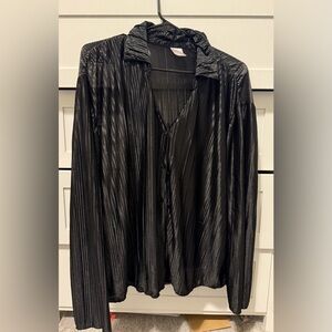 No Boundaries woman’s Shiny black Button Down Shirt